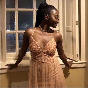 Beautiful Fashion Nova dress in perfect condition.